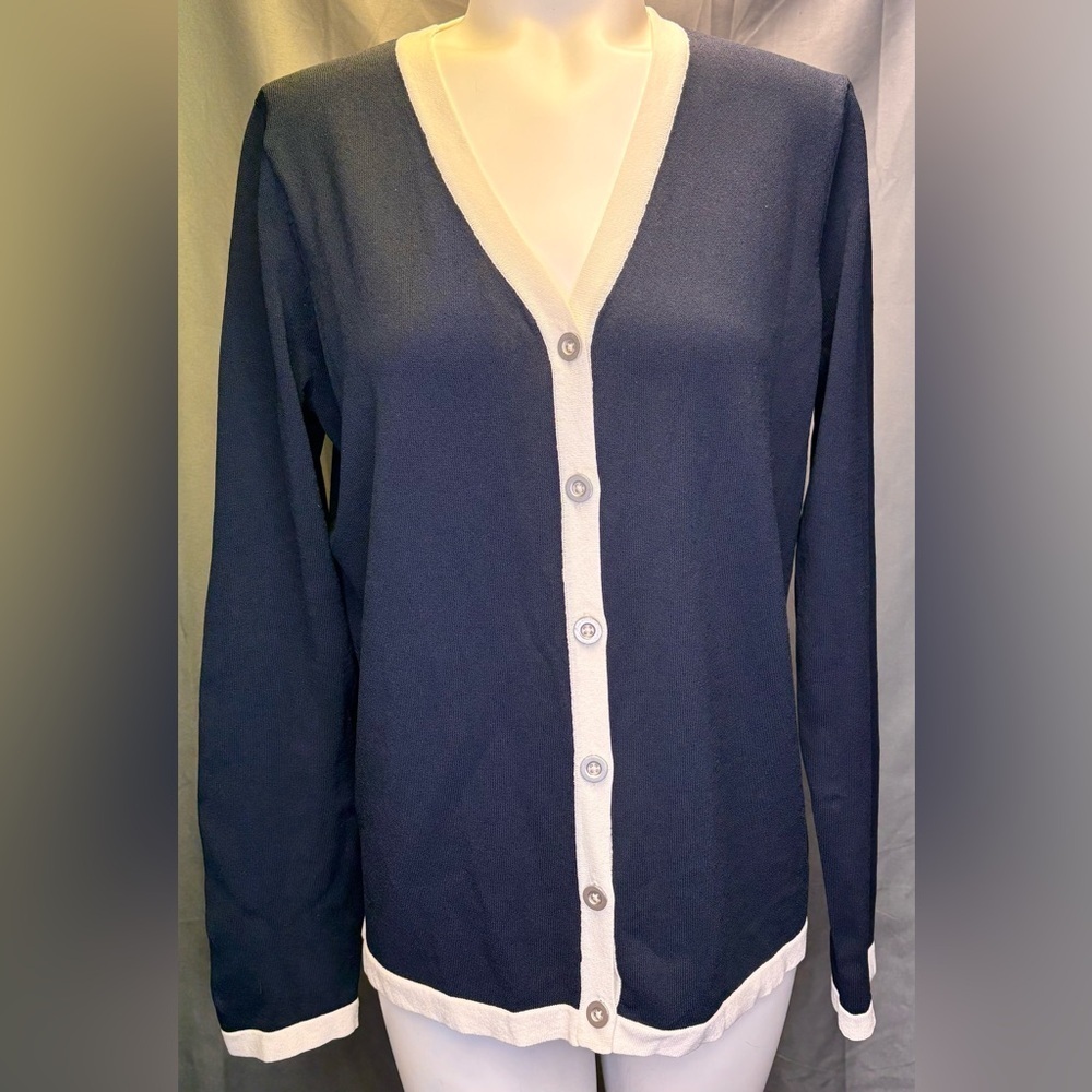 EP Pro Vintage Blue and Cream Cardigan Sweater Size Medium made in Hong Kong